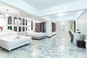 Jomtien 5BR Beach Pool Villa JB5