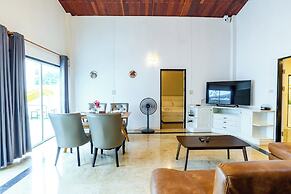 Jomtien 5BR Beach Pool Villa JB5