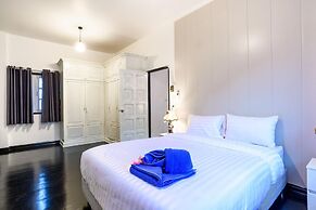 Jomtien 5BR Beach Pool Villa JB5