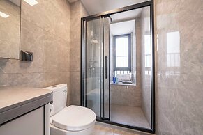 Tyms Hongqiao Deluxe 3BR 2BA APT
