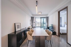 Tyms Hongqiao Deluxe 3BR 2BA APT