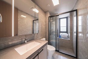 Tyms Hongqiao Deluxe 3BR 2BA APT