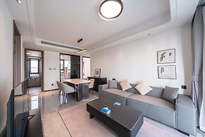 Tyms Hongqiao Deluxe 3BR 2BA APT