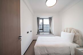 Tyms Hongqiao Deluxe 3BR 2BA APT