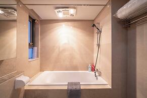 Tyms Luxury 3BR 2BA APT  Bella Vita