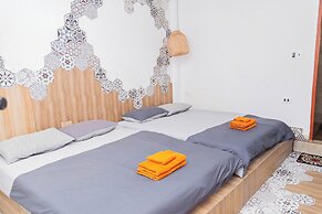 SWEET VALLEY HOMESTAY