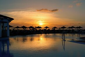 Meliá Laguna Beach Resort