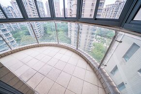 Tyms 1BR APT Gubei International Garden