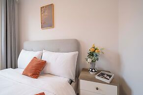 Tyms Changning Spacious 3BR 2BA APT