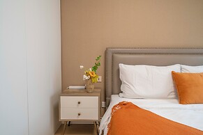 Tyms Changning Spacious 3BR 2BA APT