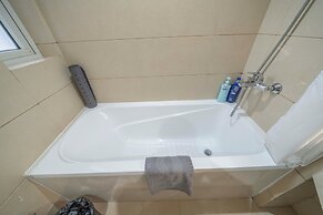 Tyms Changning Spacious 3BR 2BA APT