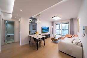 Tyms Changning Spacious 3BR 2BA APT