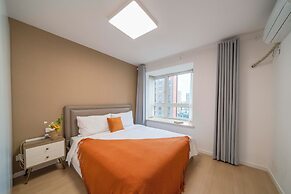 Tyms Changning Spacious 3BR 2BA APT
