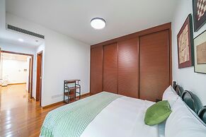 Tyms 2BR APT Lujiazui Renheng Riverside