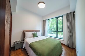 Tyms 2BR APT Lujiazui Renheng Riverside