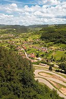 Transylvanian Home - Mountain View, BBQ & Pool