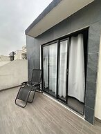 Modern Home With Pool, Garden & 24 7 Security