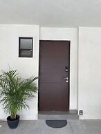 Modern Home With Pool, Garden & 24 7 Security