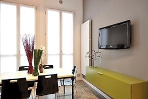 San Polo Apartment with Balcony