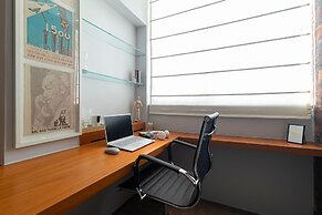 Leblon | 5 min da Praia, com workspace e perto do comércio do bairro -