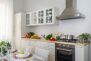 The Fresco Tale a Charming 3 Bedrooms Apartment