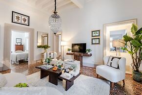 The Fresco Tale a Charming 3 Bedrooms Apartment