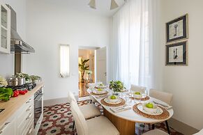The Fresco Tale a Charming 3 Bedrooms Apartment
