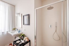 The Fresco Tale a Charming 3 Bedrooms Apartment