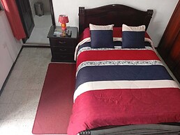 Hostal Flores