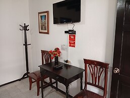 Hostal Flores