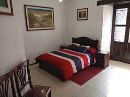 Hostal Flores