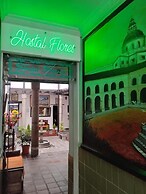 Hostal Flores