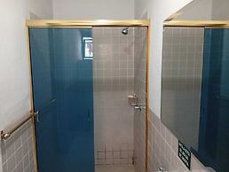 Hostal Flores