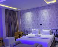 Hotel 2020 And Apartments