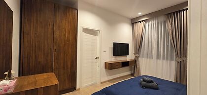 Goldena Residence Pool Villas