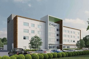 Element Pooler Savannah Airport