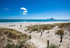 Thornton Beach Holiday Park