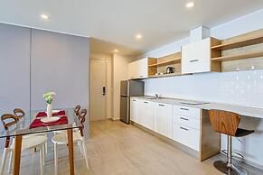 Pool View 1 Bed Apt T2-520