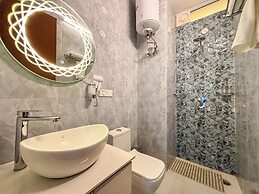 The Neeraj Ganga Rajmahal Wellness Dream
