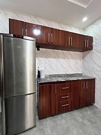 Luxurious 3BR Apartment 247 Power City Views