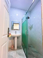 Luxurious 3BR Apartment 247 Power City Views