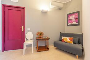 Molo Angioino Suites