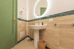 Molo Angioino Suites