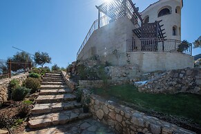 Geroulios Kastro Villas