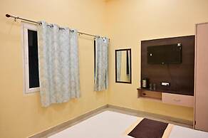 Hotel Siddhi Vinayak Varanasi