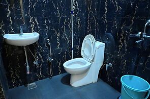 Hotel Siddhi Vinayak Varanasi
