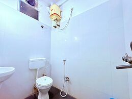 Binapani Hotel & Restaurant Tarapith