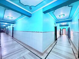 Binapani Hotel & Restaurant Tarapith