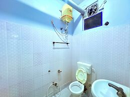 Binapani Hotel & Restaurant Tarapith