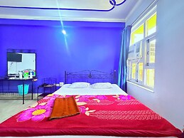 Binapani Hotel & Restaurant Tarapith